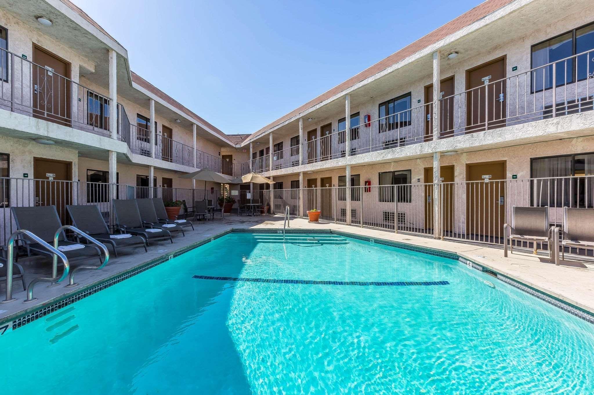 Rodeway Inn Magic Mountain Area Castaic Ngoại thất bức ảnh