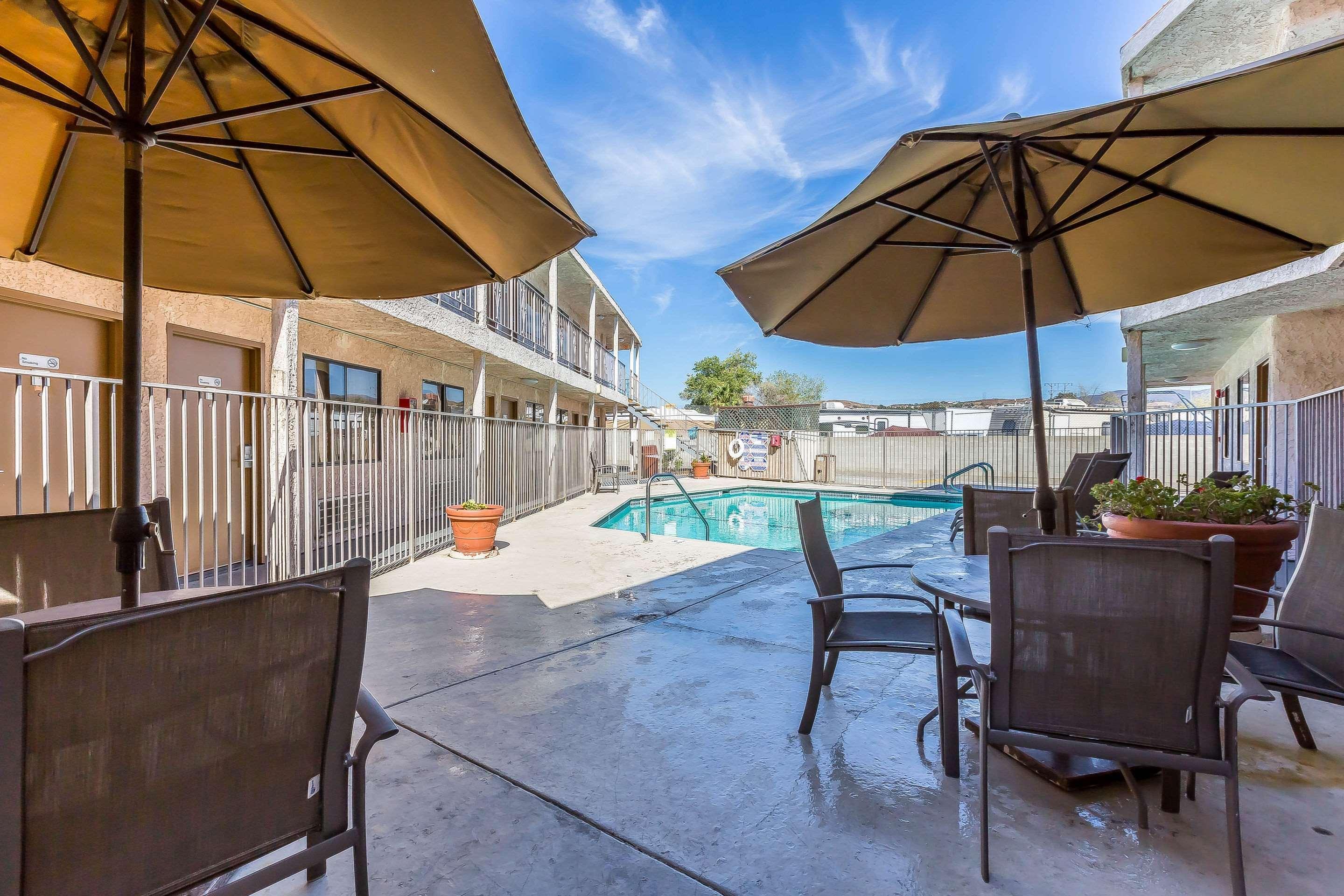 Rodeway Inn Magic Mountain Area Castaic Ngoại thất bức ảnh